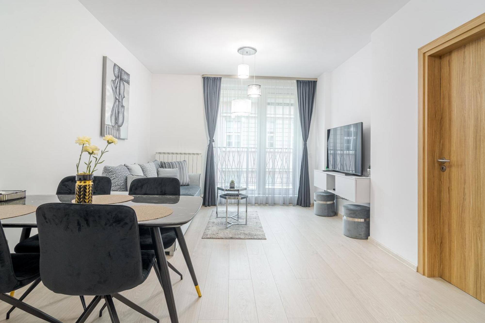 Paris Luxury Top Centre 2Bdr Apt W Work Desk And Wifi Near Nevsky Cathedral Софія Екстер'єр фото