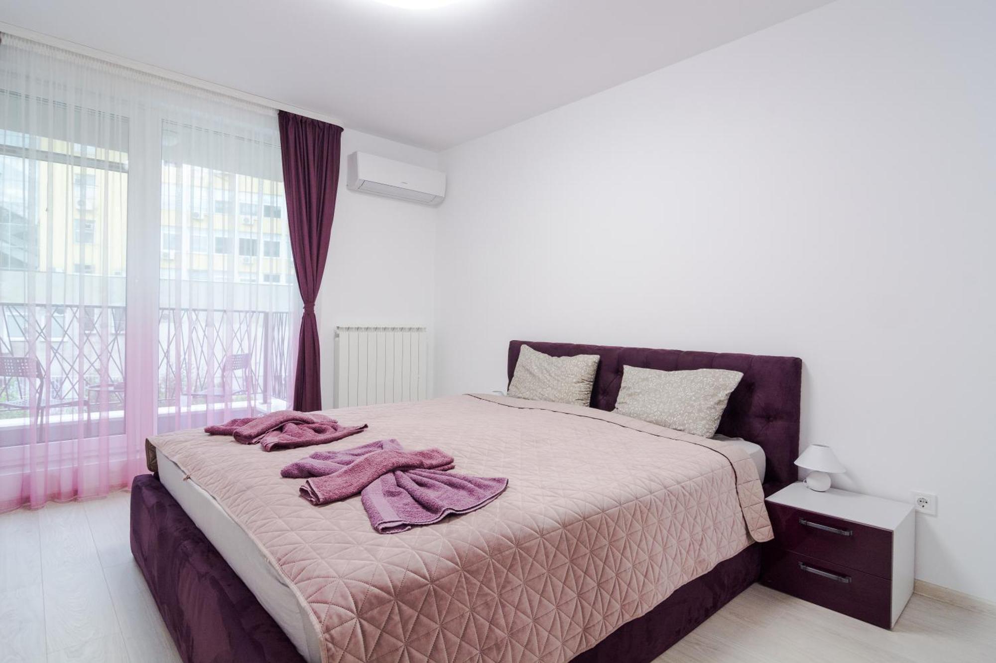 Paris Luxury Top Centre 2Bdr Apt W Work Desk And Wifi Near Nevsky Cathedral Софія Екстер'єр фото